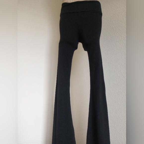 PINK Victoria's Secret Black Leggings with Rhinestones - Picture 1 of 4